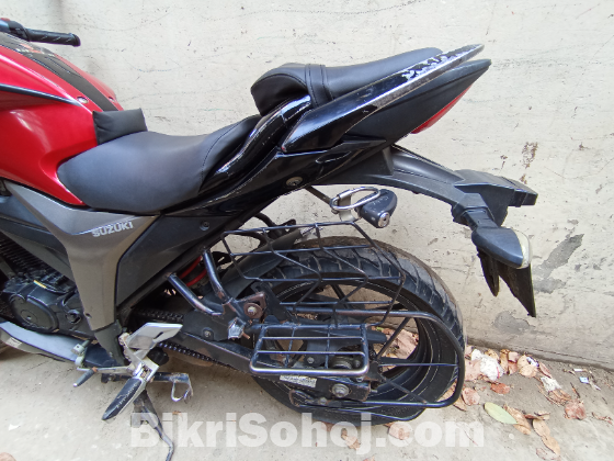 Suzuki gixxer monotone 2015